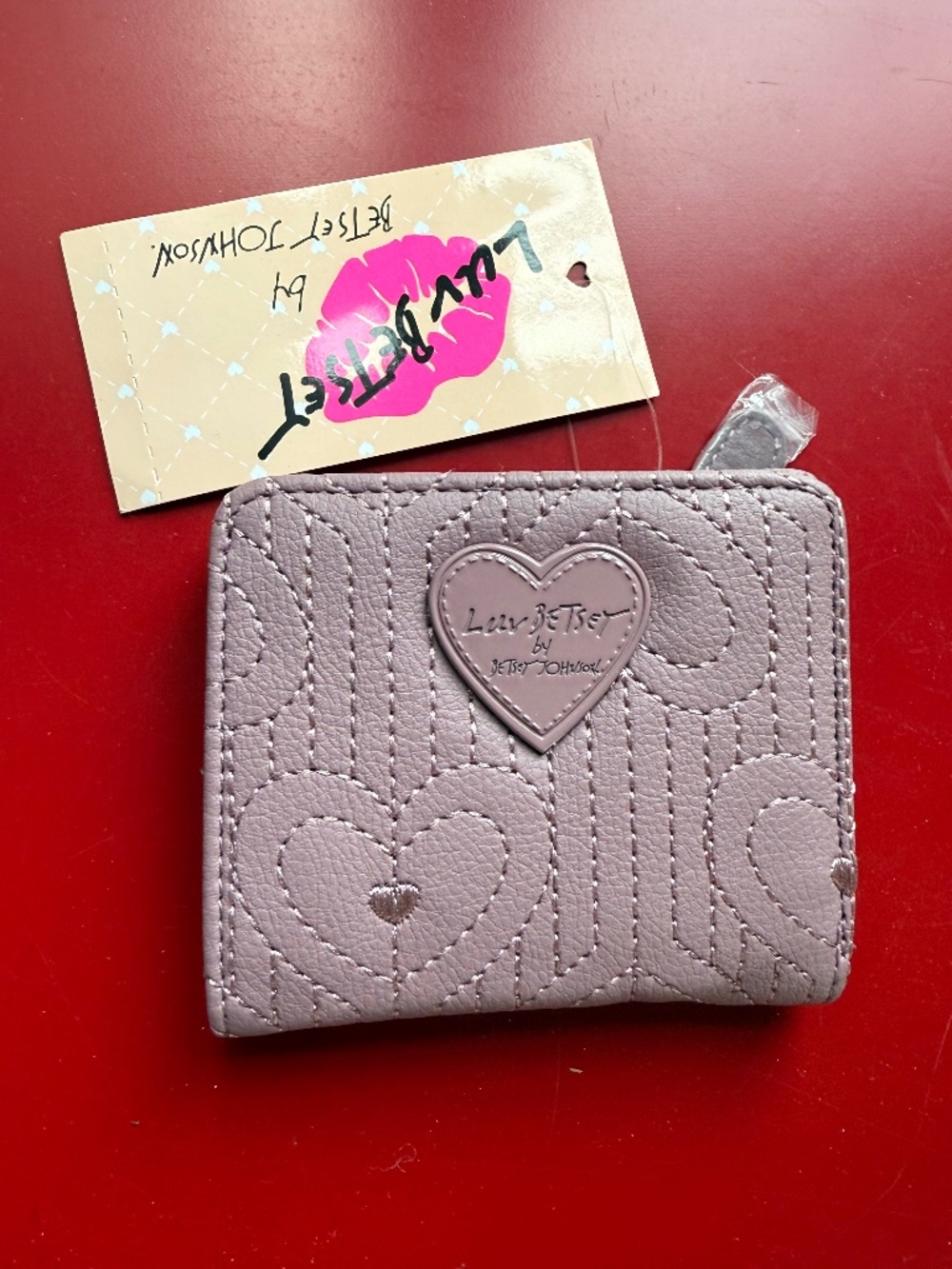 NWT Luv Betsey by Betsey Johnson Mauve Bifold Wallet, Heart Stitching & Logo